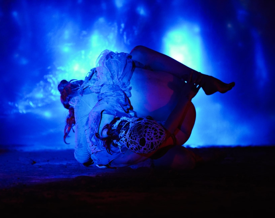 DUST foto: Olympe Tits